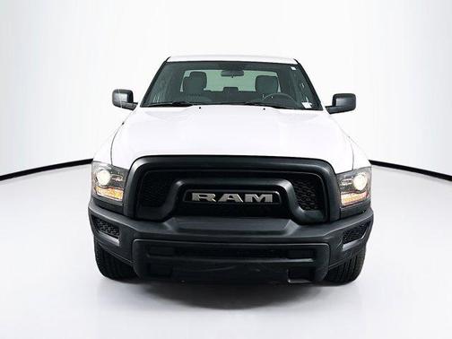 2024 RAM 1500 Classic Warlock Crew Cab 4x2 5'7' Box
