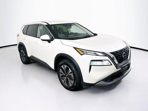 Pearl White Tricoat 2023 Nissan Rogue SV