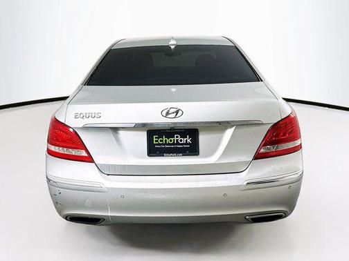 Platinum Metallic 2012 Hyundai Equus Signature