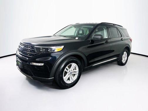 Agate Black Metallic 2024 Ford Explorer XLT