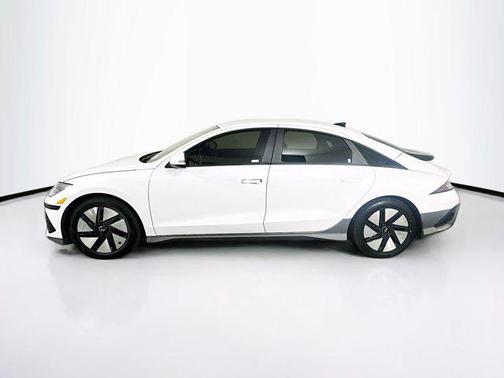 2024 Hyundai IONIQ 6 SE