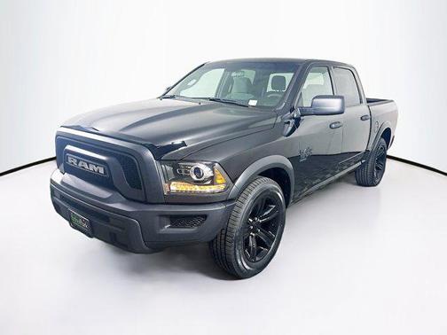 2024 RAM 1500 Classic Warlock Crew Cab 4x2 5'7' Box