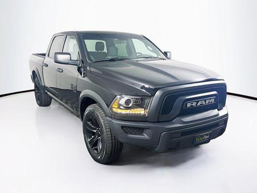 2024 RAM 1500 Classic Warlock Crew Cab 4x2 5'7' Box