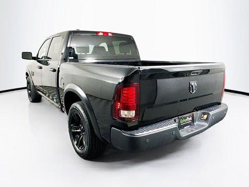 2024 RAM 1500 Classic Warlock Crew Cab 4x2 5'7' Box