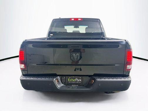 2024 RAM 1500 Classic Warlock Crew Cab 4x2 5'7' Box