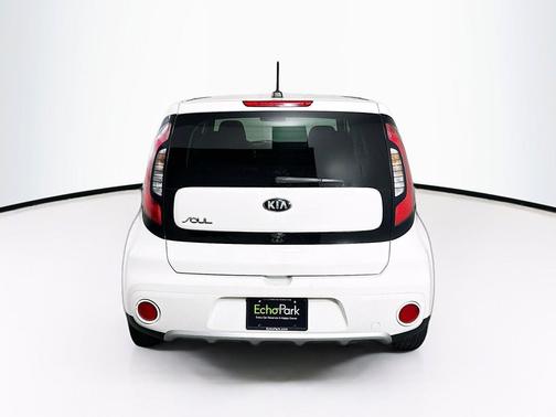 Clear White 2018 Kia Soul +