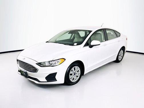 Oxford White 2019 Ford Fusion S