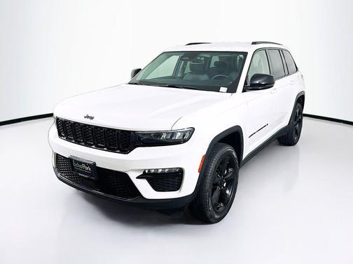 Bright White Clearcoat 2023 Jeep Grand Cherokee Limited