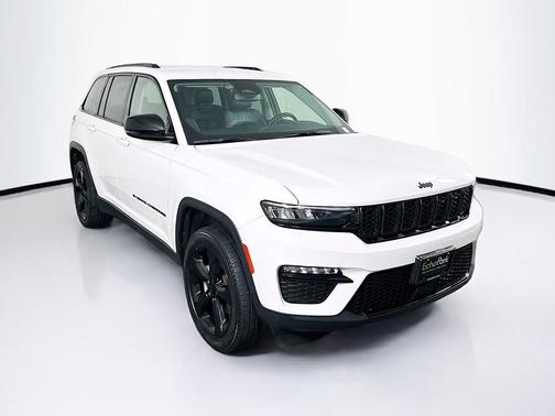Bright White Clearcoat 2023 Jeep Grand Cherokee Limited