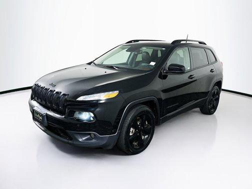 Diamond Black Crystal Pearlcoat 2017 Jeep Cherokee High Altitude