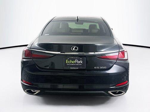 2022 Lexus ES 350 Base