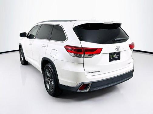 Blizzard Pearl 2017 Toyota Highlander Limited Platinum