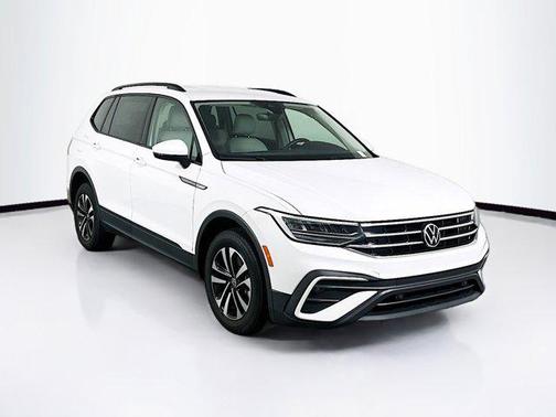 Pure White 2024 Volkswagen Tiguan 2.0T S