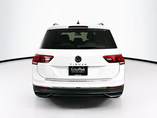 Pure White 2024 Volkswagen Tiguan 2.0T S