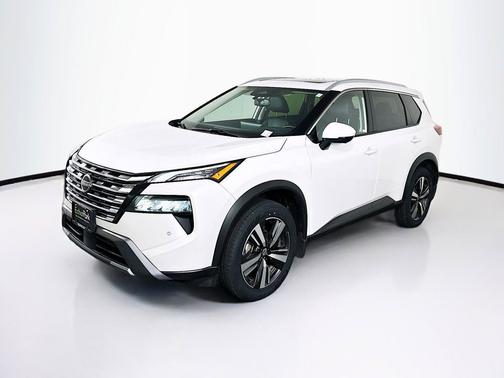Everest White Pearl 2024 Nissan Rogue SL