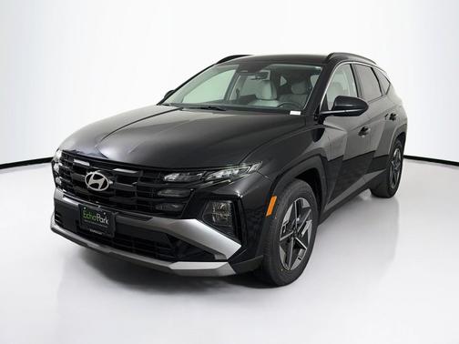 Phantom Black 2025 Hyundai TUCSON SEL