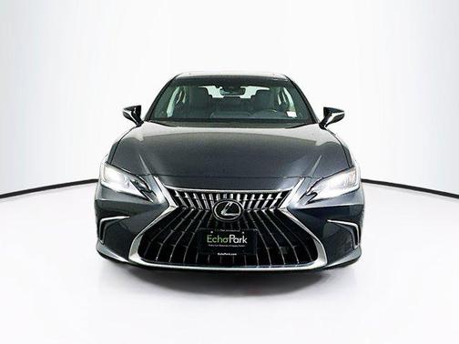 2022 Lexus ES 350 Base