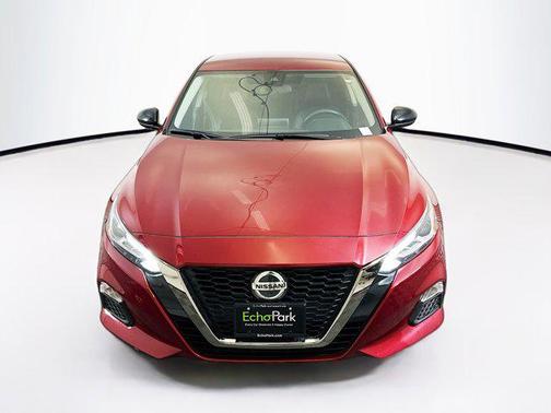 2022 Nissan Altima SR FWD