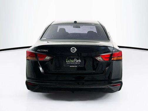 Super Black 2019 Nissan Altima 2.5 S