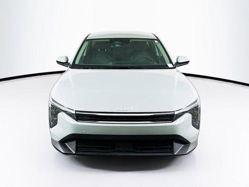 Morning Haze 2025 Kia K4 LXS