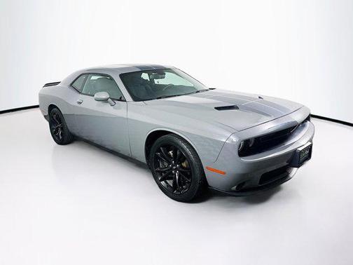 Destroyer Gray Clearcoat 2018 Dodge Challenger SXT