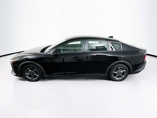 Aurora Black Pearl 2025 Kia K4 LXS