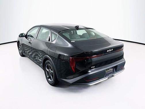 Aurora Black Pearl 2025 Kia K4 LXS
