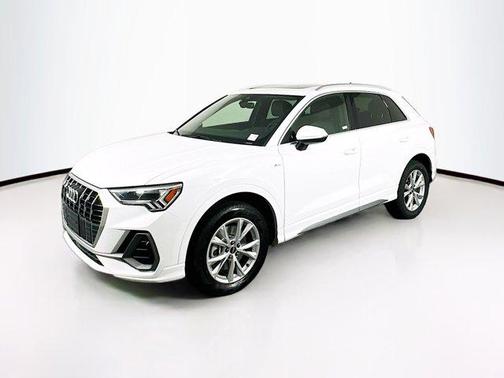 2023 Audi Q3 Premium 45 TFSI S line quattro Tiptronic