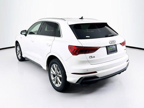 2023 Audi Q3 Premium 45 TFSI S line quattro Tiptronic