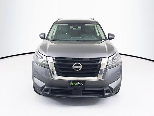 Gun Metallic 2025 Nissan Pathfinder SV FWD