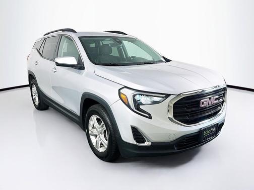 Quicksilver Metallic 2020 GMC Terrain SLE