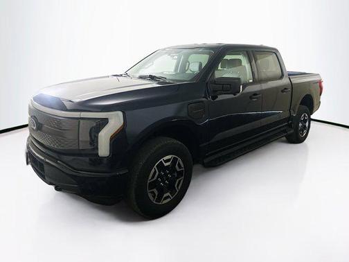 2023 Ford F-150 Lightning XLT
