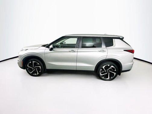 2023 Mitsubishi Outlander SE 2.5 2WD