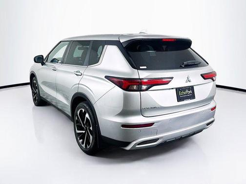 2023 Mitsubishi Outlander SE 2.5 2WD