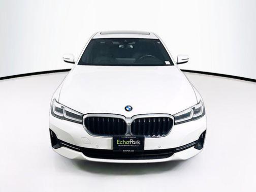 2022 BMW 530 i