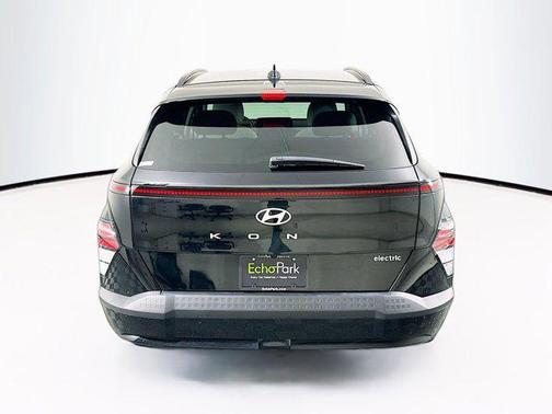 Abyss Black Pearl 2024 Hyundai KONA EV SEL