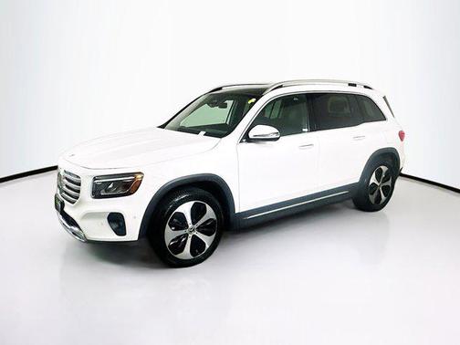 Polar White 2025 Mercedes-Benz GLB 250 Base