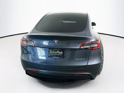Red Multi-Coat 2023 Tesla Model Y Long Range Dual Motor All-Wheel Drive