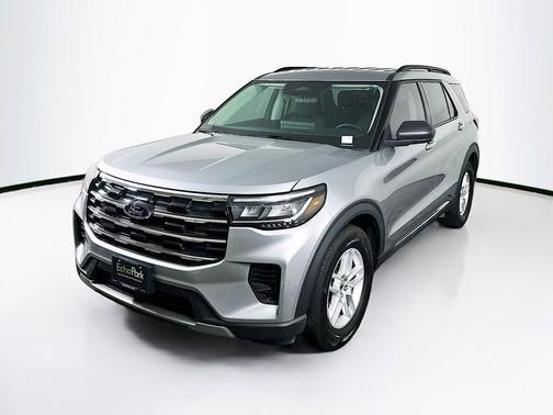 Iconic Silver Metallic 2025 Ford Explorer Active