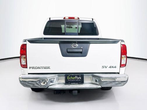 Glacier White 2015 Nissan Frontier S