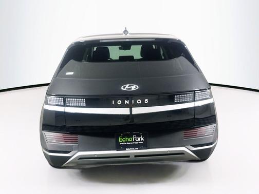 Abyss Black 2024 Hyundai IONIQ 5 SE