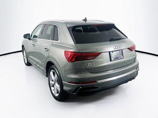 2022 Audi Q3 45 S line Premium Plus