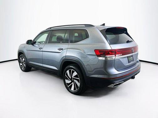 2025 Volkswagen Atlas 2.0T SE w/Technology 4MOTION