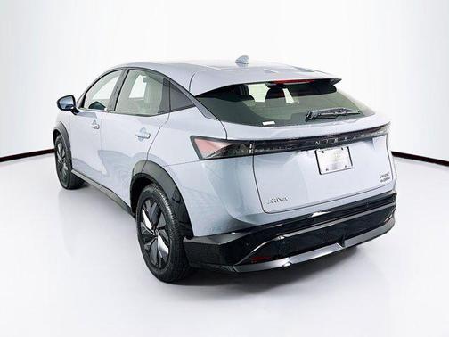 Boulder Gray Pearl 2024 Nissan ARIYA EVOLVE+