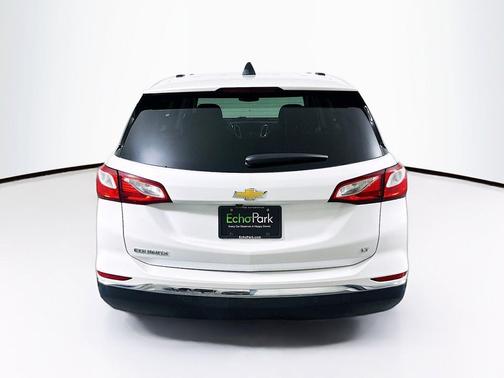 Iridescent Pearl Tricoat 2018 Chevrolet Equinox LT