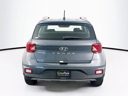 2024 Hyundai VENUE Limited