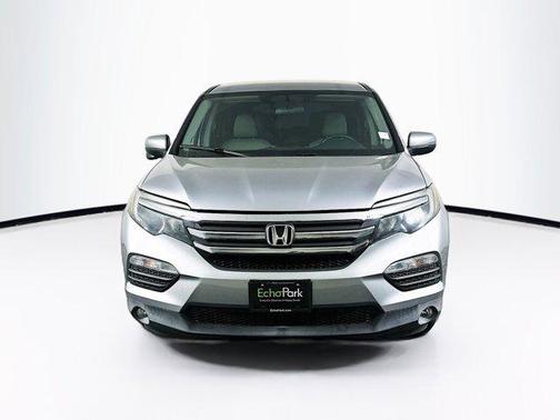 Modern Steel Metallic 2018 Honda Pilot EX