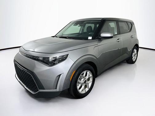 Steel Gray 2025 Kia Soul LX