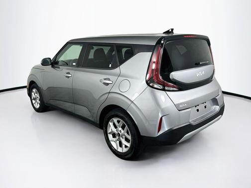 Steel Gray 2025 Kia Soul LX