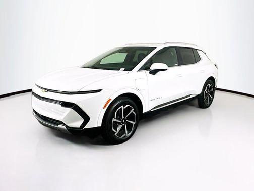 Summit White 2024 Chevrolet Equinox EV 2LT